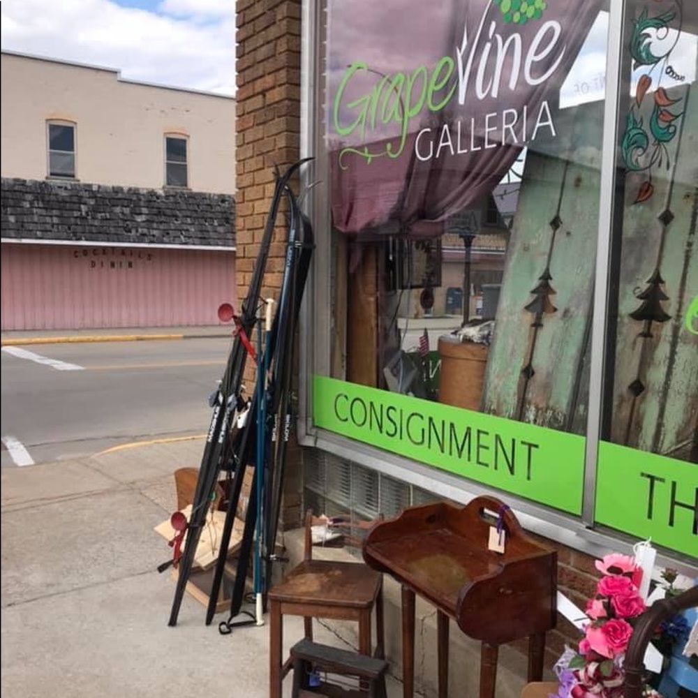 Meet your Posher, Grapevine Galleria.